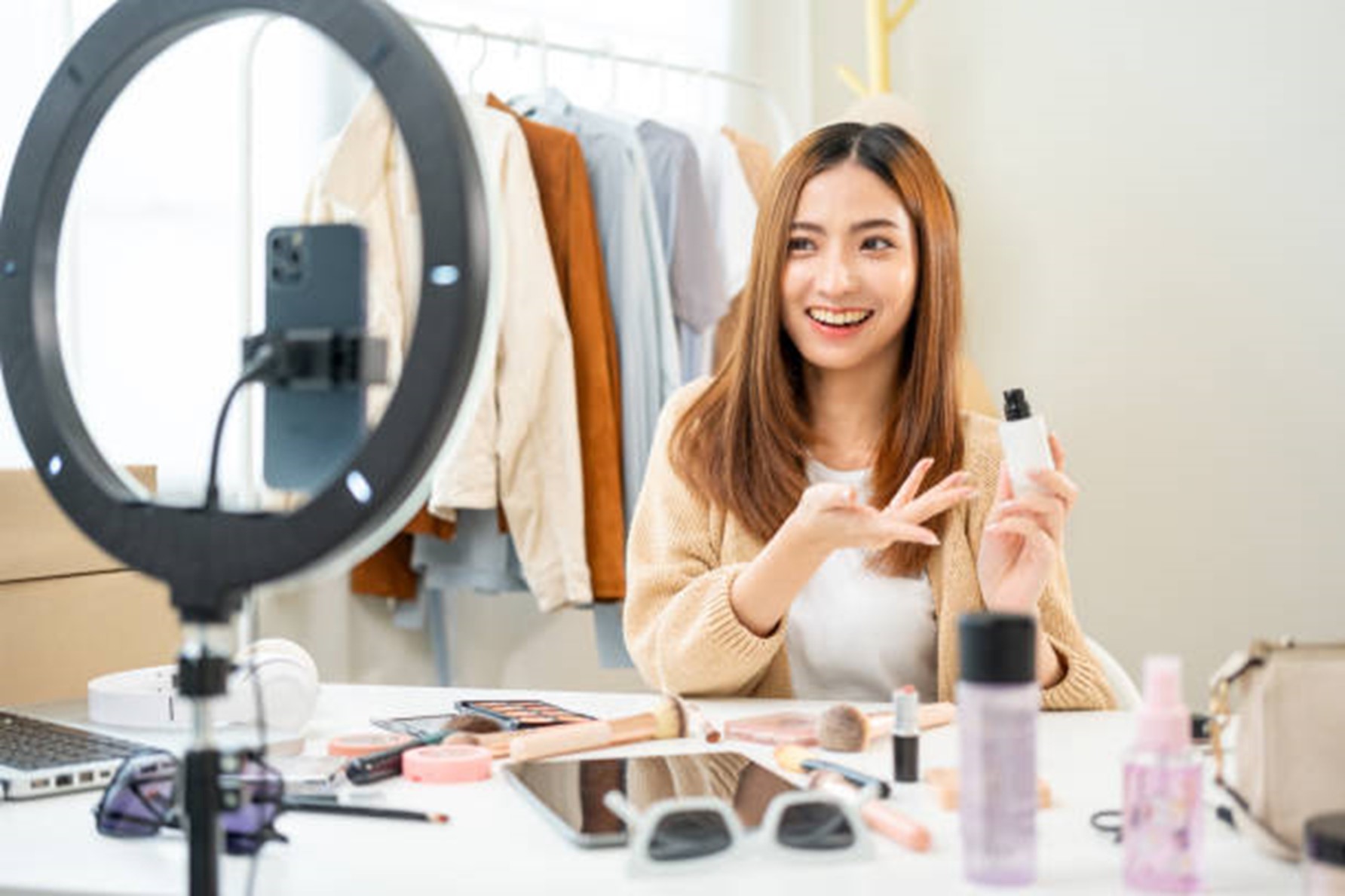 1717725437599377.jpg 1717725437599377.jpg